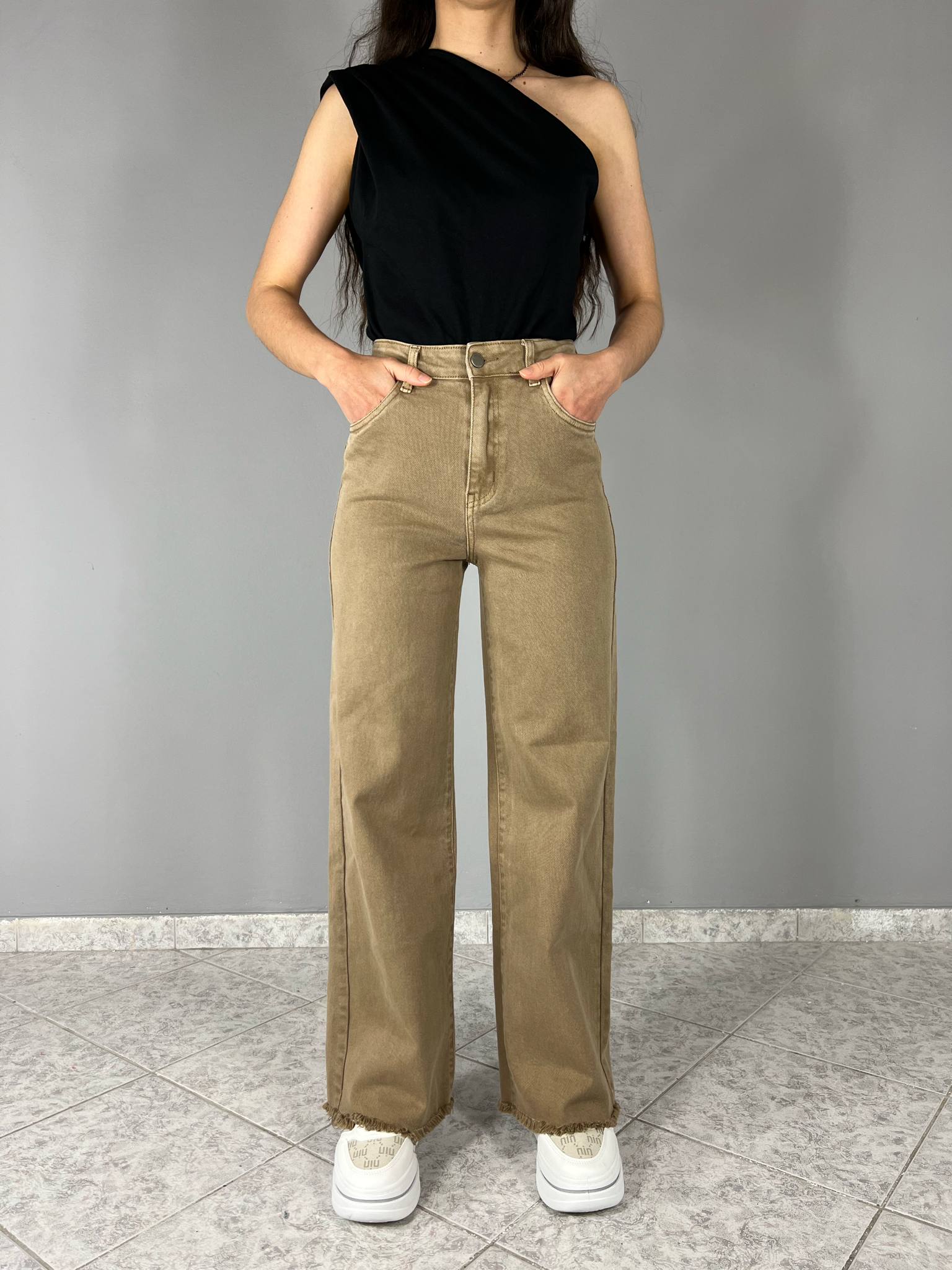 1 Ψηλόμεσο wide leg jean Μπέζ