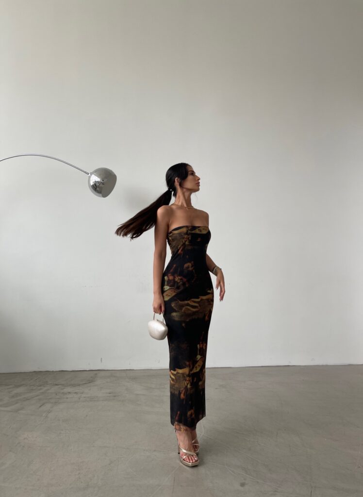 Strapless printed μακρύ φόρεμα εφαρμοστό με τούλι Μαύρο