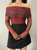 Off Shoulders εφαρμοστή μπλούζα με τούλι λεοπάρ κόκκινη