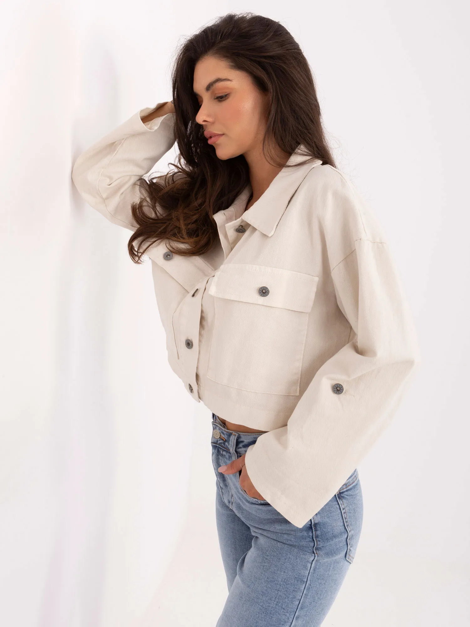 pol pl Jasnobezowa krotka kurtka jeansowa RUE PARIS 413704 4 pol pl Jasnobezowa krotka kurtka jeansowa RUE PARIS 413704 4